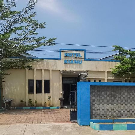 Reddoorz Near Pantai Pancer Door Pacitan Hotel Ngoại thất bức ảnh